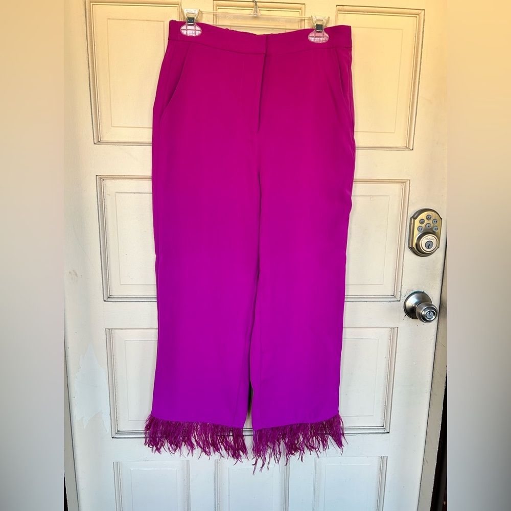 Wayf magenta  Cropped Pants with Feather Hem - Picture 2 of 7
